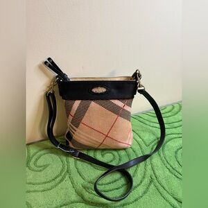 Spartina 449 cross body bag. No leather peeling. Ink stain on the inside.